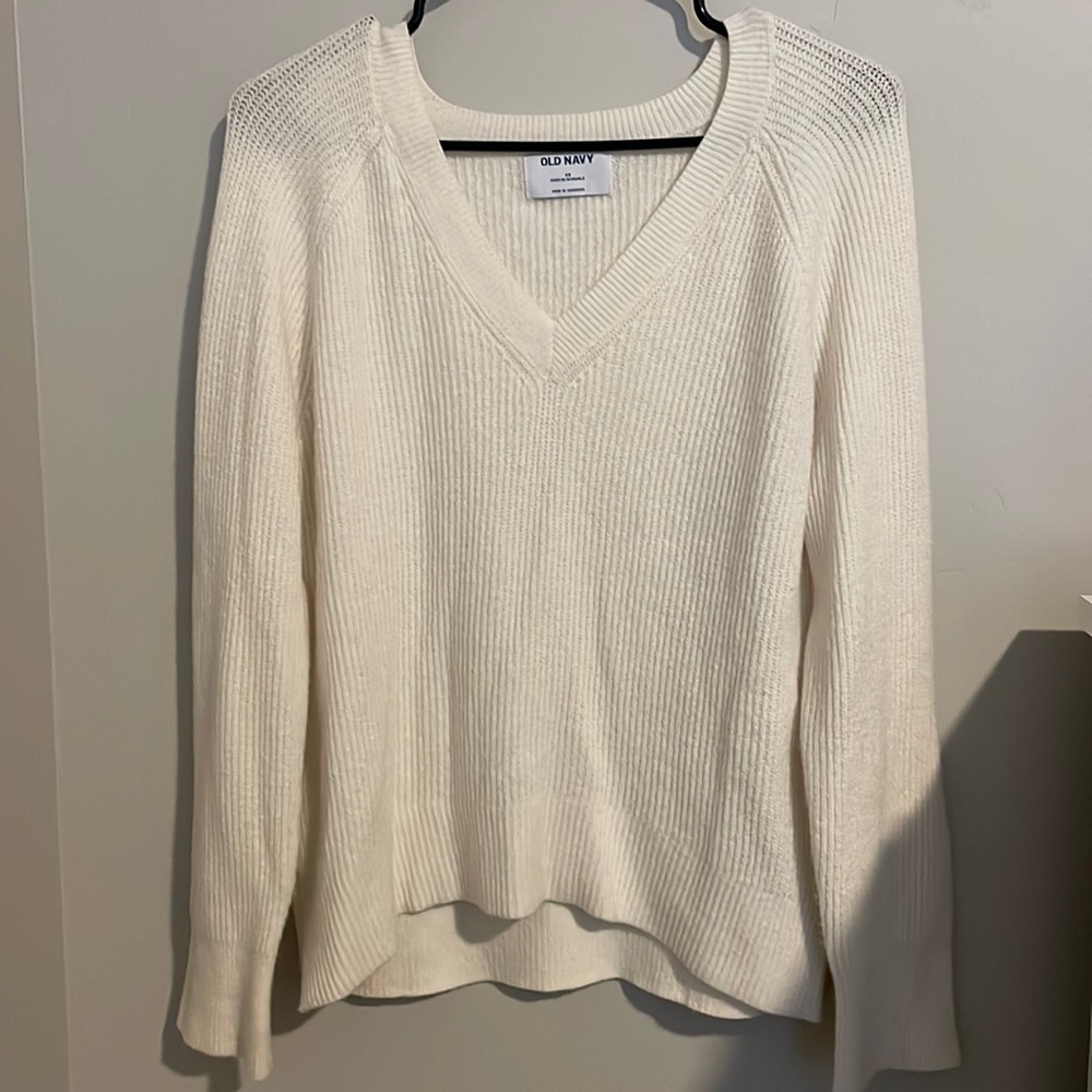 V-Neck Shaker Stitch Cocoon Sweater